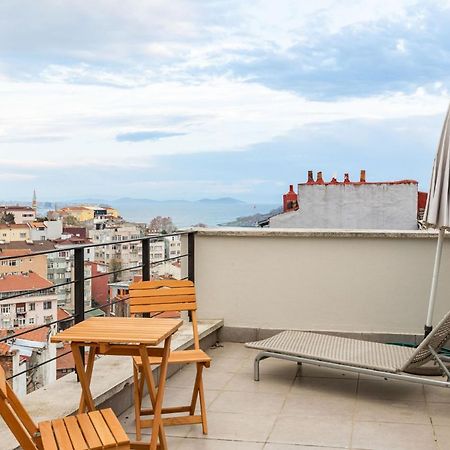 Mesmerizing Flat With Bosphorus View In Beyoglu Apartman Isztambul Kültér fotó