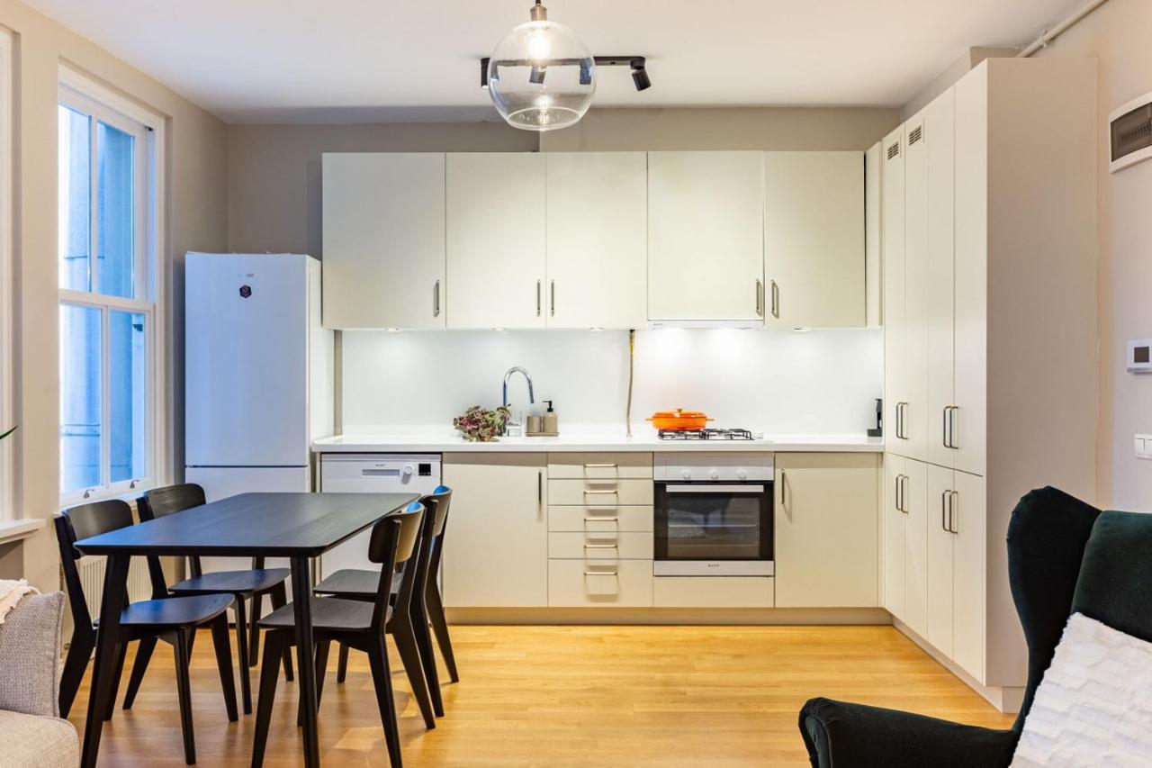 Mesmerizing Flat With Bosphorus View In Beyoglu Apartman Isztambul Kültér fotó