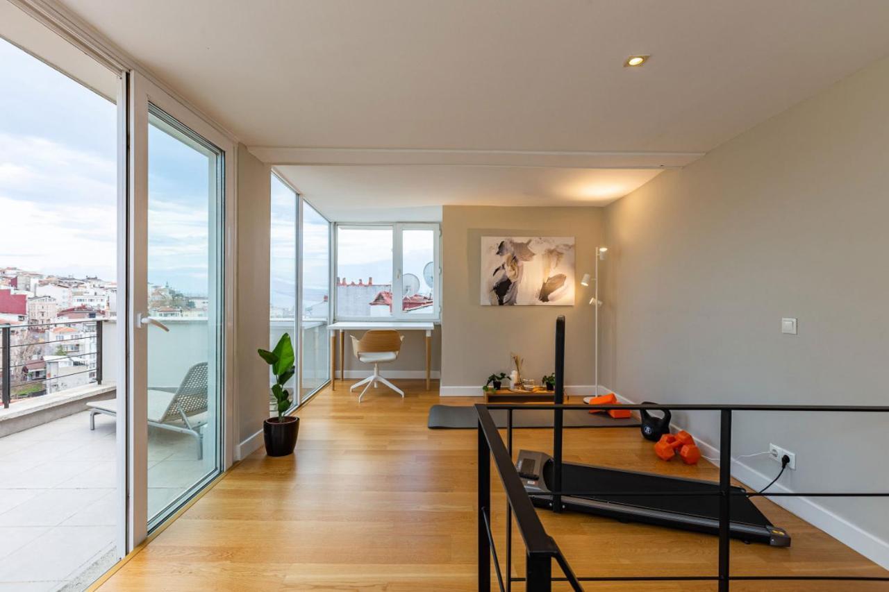 Mesmerizing Flat With Bosphorus View In Beyoglu Apartman Isztambul Kültér fotó